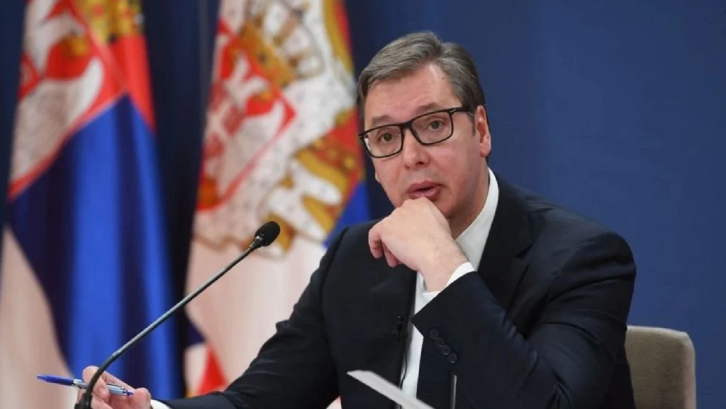 Vuçiç thotë se do të rezistojë sa të mundet që të mos e sanksionojë Rusinë