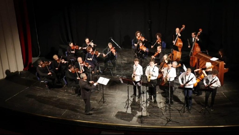Durrës, mos e humbisni të premten koncertin e Orkestrës së Harqeve