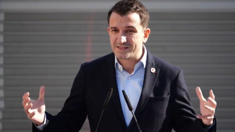 “Ku shkojnë financat e FSHF-së”, Veliaj “sulmon” Dukën: S’mund të investojë vetëm bashkia në futboll