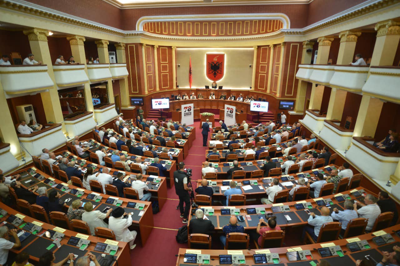 Veprimtari përkujtimore për Çamërinë në Kuvendin e Shqipërisë