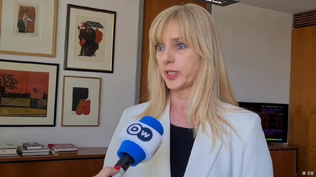 Kryetarja e komisionit të të drejtave të njeriut në Gjermani: Scholz t’i bëjë presion Serbisë për njohjen e Kosovës