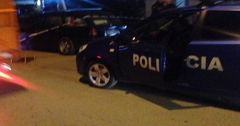 Sherr me mjete të forta e grushte mes të rinjve, 3 prej tyre përfundojnë në spital