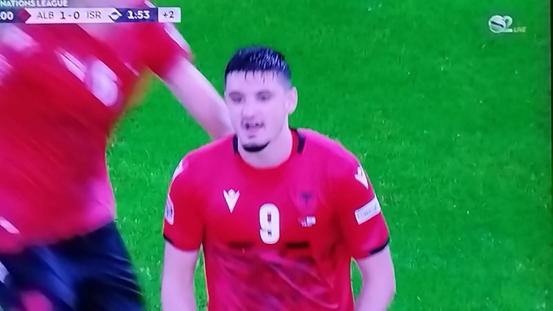 Shpërthen festa kuqezi në Air Albania, Armando Broja shënon në portën e Izraelit (VIDEO)