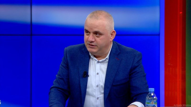 U vra në Durrës, Artan Hoxha tregon “vesin” e Edison Harizajt: “Kur dilte me vajza… “