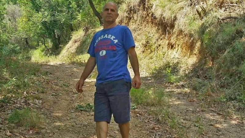 E rëndë në shtetin fqinj/ Burri ekzekuton gruan dhe më pas telefonon djalin: “Jemi grindur, shko në shtëpi shikoje!”