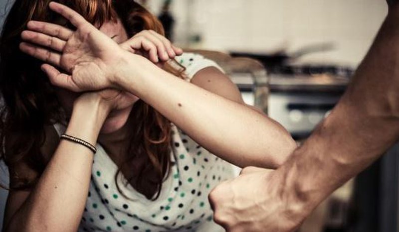 Nënkryetari i bashkisë rreh kolegen dhe e bën për spital, zbardhen detajet e ngjarjes në shteti fqinj