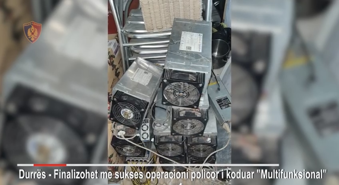 Lëndë narkotike dhe Bitcoin në një lokal në Durrës, kapet pronari (EMRI)