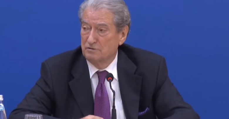 Akuzat e Kokalarit për lobing të Belind Këlliçit, reagon Berisha: Nuk më pëlqejnë, por s’i ndaloj dot