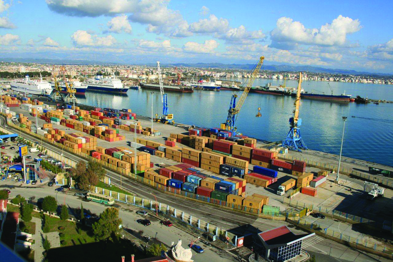 Përpara projektit 2 miliardë Euro të Marinës në Durrës, Autoriteti Portual kërkon studimin për tokën