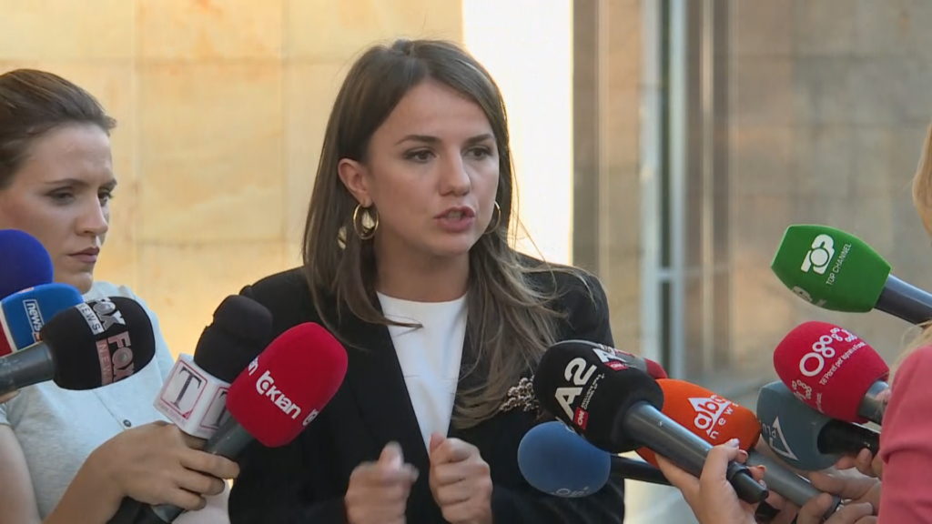 Rudina Hajdari fton shqiptarët në protestën e 7 korrikut: Ka ardhur koha të reagojmë