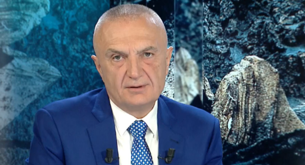 Firmosi nga Stambolli dekretin për Begajn, Meta: “Asnjë nuk e respekton Kushtetutën si unë!”