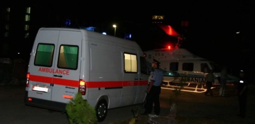 Ishte i dehur, 21-vjeçari anglez rrëzohet nga kati i tretë i hotelit në Dhërmi dhe vdes