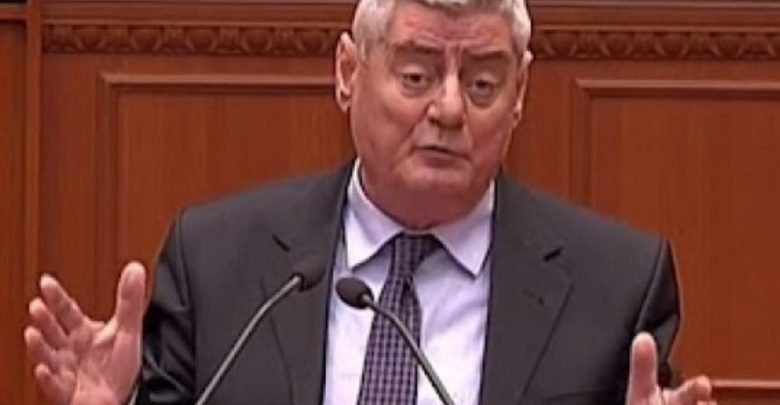 Dashamir Shehi: Djemtë e vajzat po braktisin fshatin, vijnë në Durrës e Tiranë