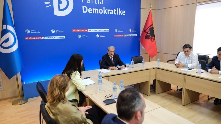 Zbardhen emrat e kandidatëve për nënkryetar të Partisë Demokratike