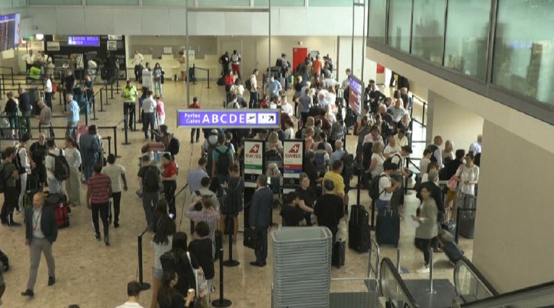 Kaosi në aeroporte, Gjermania kërkon personel të huaj ndihmës