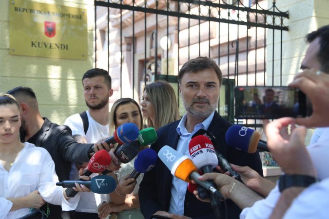 Alibeaj: Nuk marrim pjesë në votimin për Presidentin e ri, nuk është proces normal