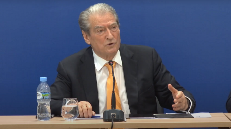 Berisha me kryetarët e degëve: Të dalim sa më shpejt nga kjo gjendje