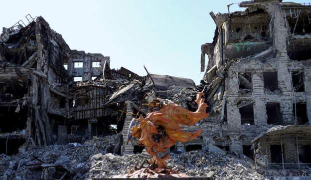 Mariupoli nuk gjen paqe, pas luftës rrezikohet nga kolera, qytetarët vendosen në karantinë