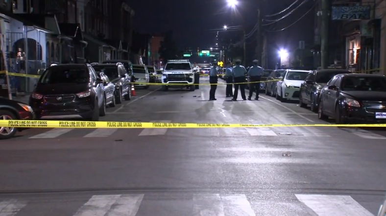 E rëndë në SHBA/ Një person vret 3 persona në rrugë, plagos 15 të tjerë