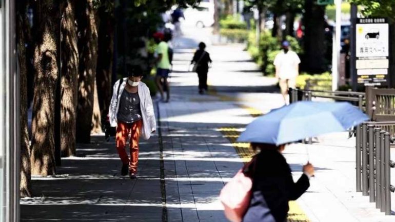 Japonia dhe Australia i kërkojnë njerëzve që të fikin dritat