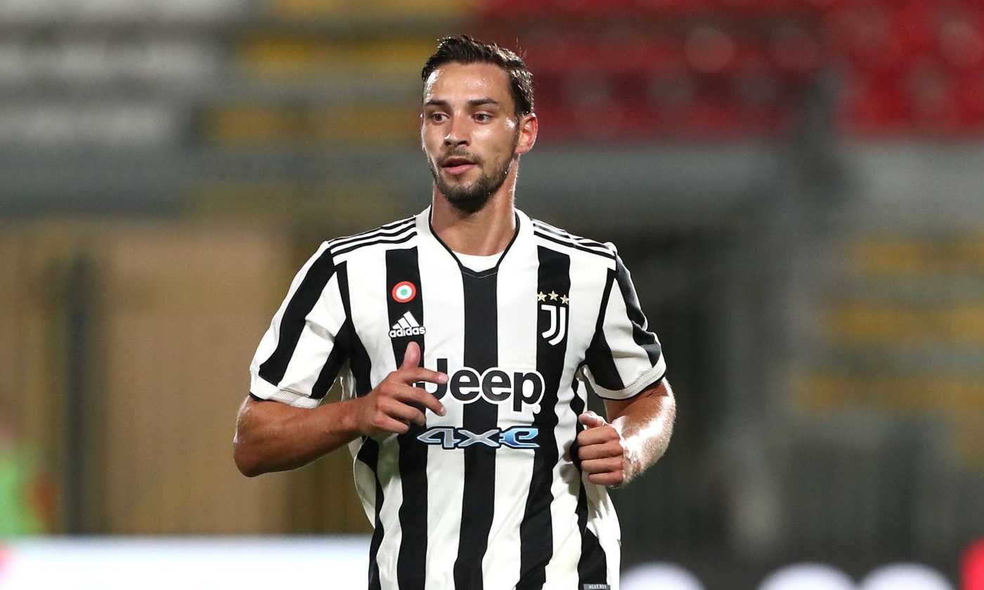 Juventusi firmos me mbrojtësin italian