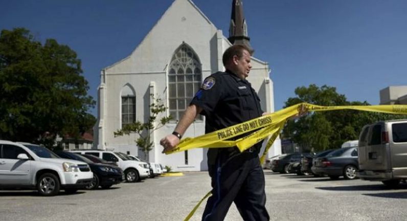 Sulm me armë pranë një kishe në SHBA, të paktën tre viktima