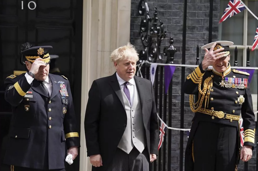 Vetëvrasjet në rritje, Qeveria Britanike “sulm” ndaj kompanive të basteve, humbjet parashikohen kolosale