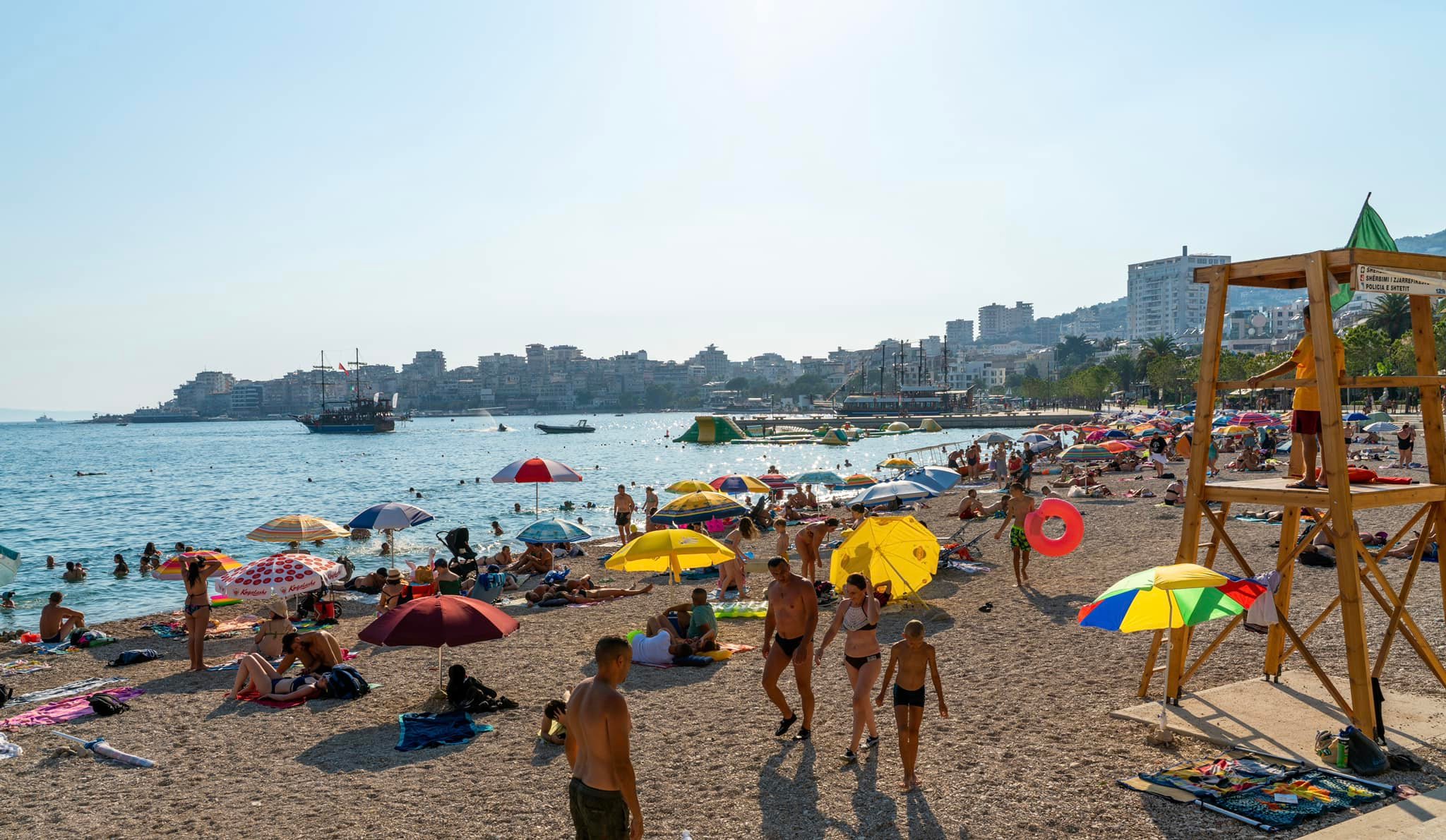 Rama: Plazhet e Sarandës, të mirëmbajtura dhe të pastruara pa asnjë pagesë për pushuesit (FOTO)