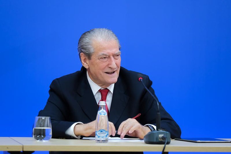 Pas “non grata”, Sali Berisha paralajmëron lëvizjen e menjëhershme: Do të bëj atë që…