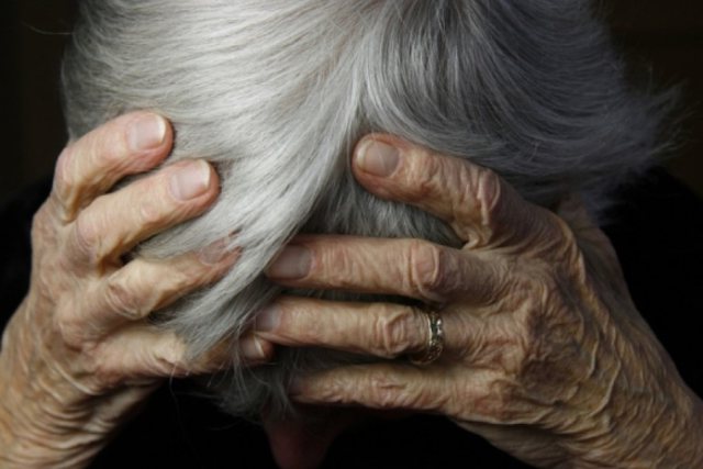 Arrestohet 39-vjeçarja në Durrës, rrahu nënën e saj