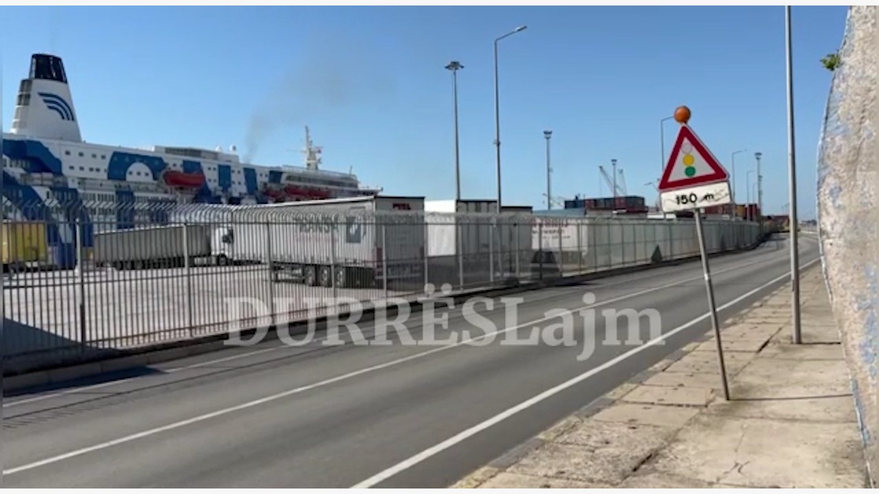 Detaje të reja/ Të arrestuarit në portin e Durrësit mohojnë akuzat, në kontenier mungonin 50 arka me banane