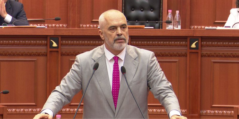 E paralajmëroi ditën e djeshme/ Berisha non-grata nga Britania, reagon kryeministri Rama