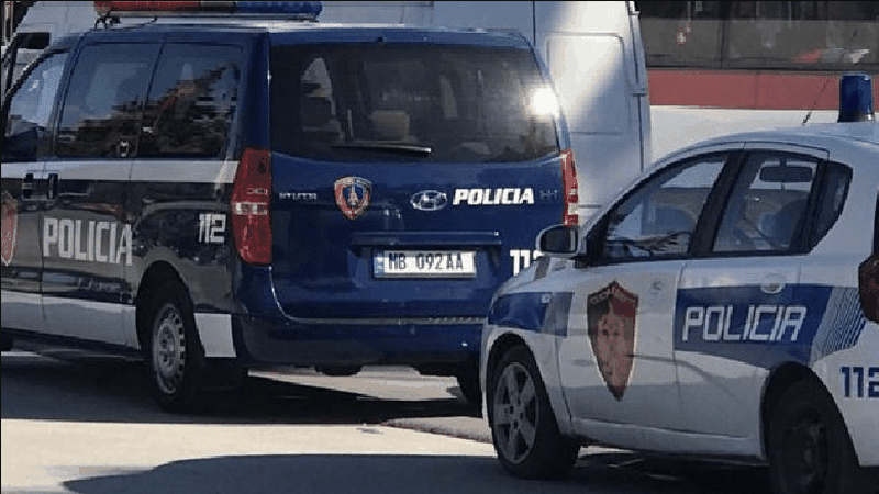 “Skifteri” i dhunshëm hyn në banesë, rreh çiftin, merr paratë dhe zhduket, reagon Policia