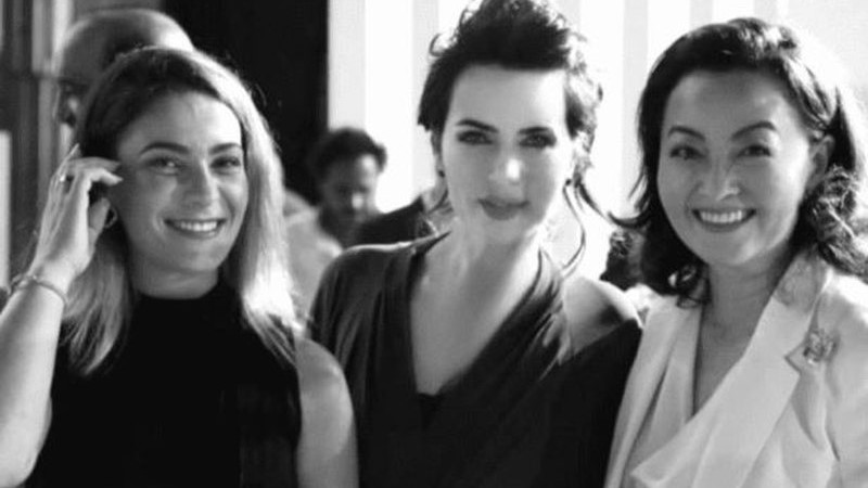 Grida Duma poston foton krah Yuri Kim dhe aktores Delinda Disha, zbulon fjalët që ambasadorja i tha aktores