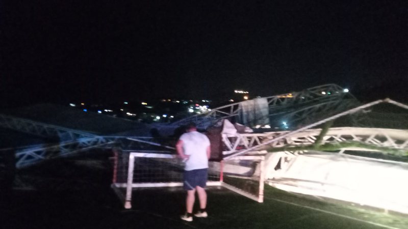 EMRI/ Stuhia rrëzoi tendën e kalçetos në Sarandë, ndërron jetë një 22-vjeçar