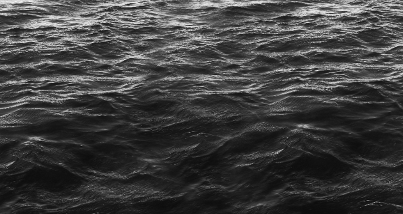 Çfarë ka ndodhur? Nxihet deti në Kroaci, qytetarët në panik