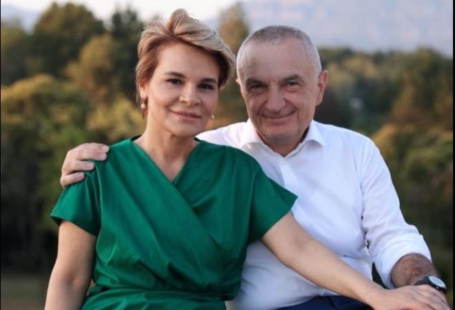 Ilir Meta nxjerr foton krah bashkëshortes dhe ka një mesazh: Bashkë me Monën…