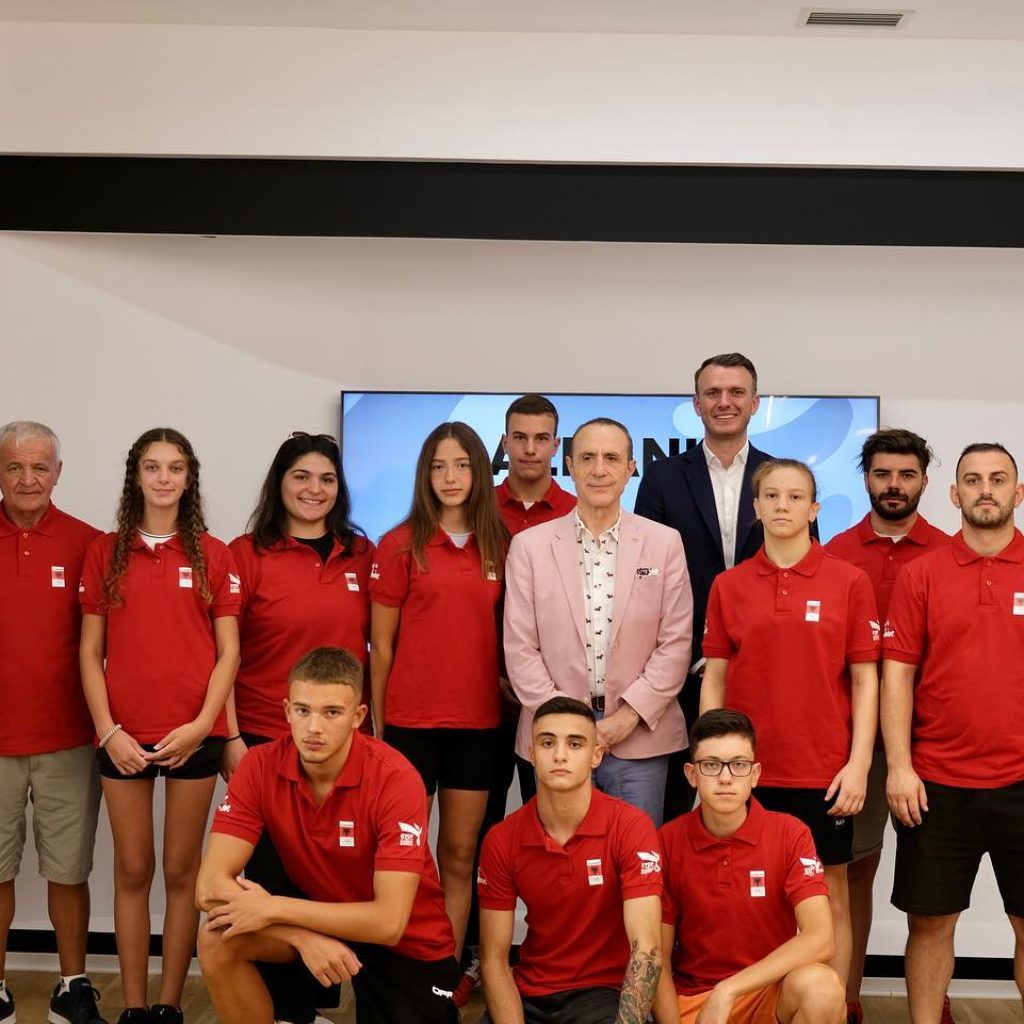 Tenisti durrsak Arlis Muka përfaqëson Shqipërinë në kompeticionin e rëndësishëm në Sllovaki