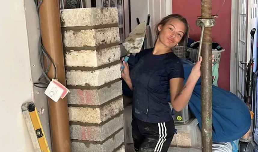 Nga modele në muratore, kush është 18-vjeçarja që punon llaç në Angli