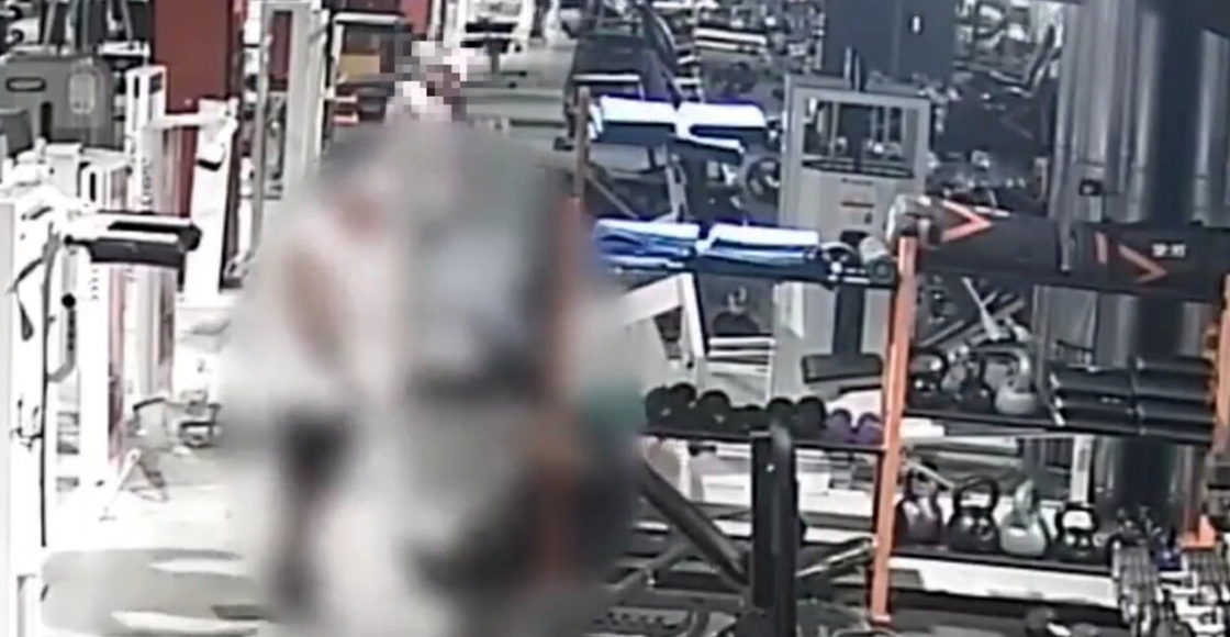 Shqiptari rreh brutalisht 21-vjeçaren në palestër me grushte, shkelma e pesha, ndërhyjnë karabinierët