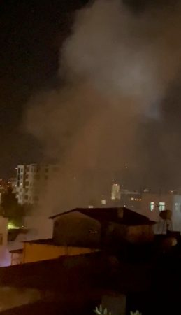 Shtëpia merr flakë në Tiranë, ndërron jetë foshnja gjashtë muajshe