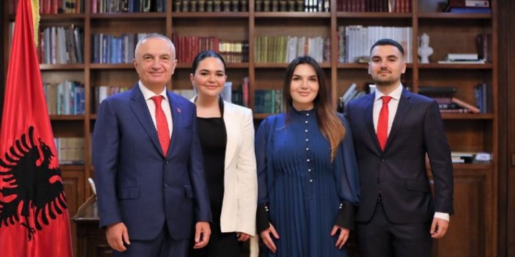 Dita e fundit si President, Ilir Meta: Ishte nder t’i shërbeja vendit