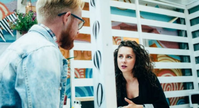 Ja disa mënyra që ta kuptoni nëse dikush po iu gënjen