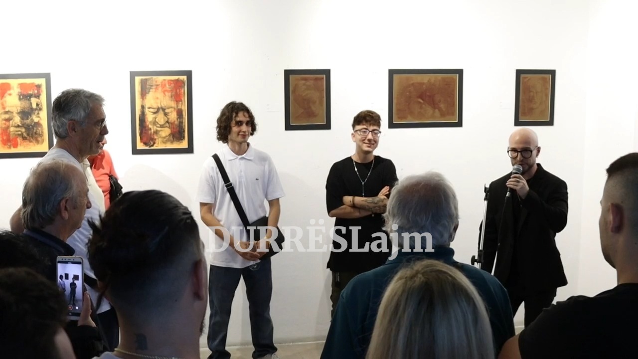 Xhulio Anastasi dhe Endri Meksi çelin ekspozitë fotografie në Durrës (VIDEO)