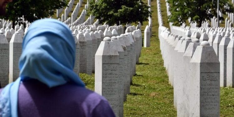 Kurti përkujton masakrën e Srebrenicës: S’ishte asgjë më pak sesa gjenocid