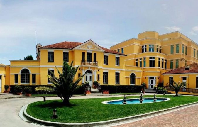 Harta e re gjyqësore/ Reagon ambasada amerikane: Ndihmë teknike nga SHBA dhe BE