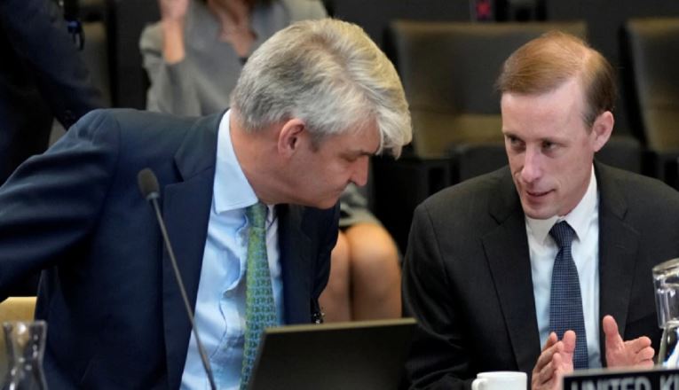 Zyrtari britanik: Bota ka qenë më e sigurt gjatë Luftës së Ftohtë