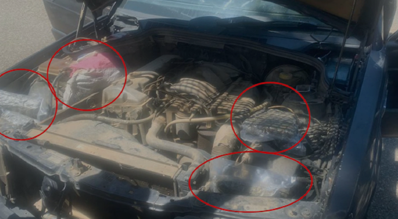 Droga me pako e fshehur në brendësi të makinës dhe eksploziv në banesë, dy të arrestuar