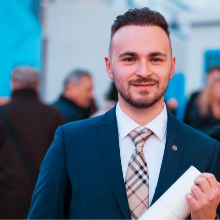 Djali i Bujar Nishanit në krah të Berishës: E ka fituar betejën e tij me historinë