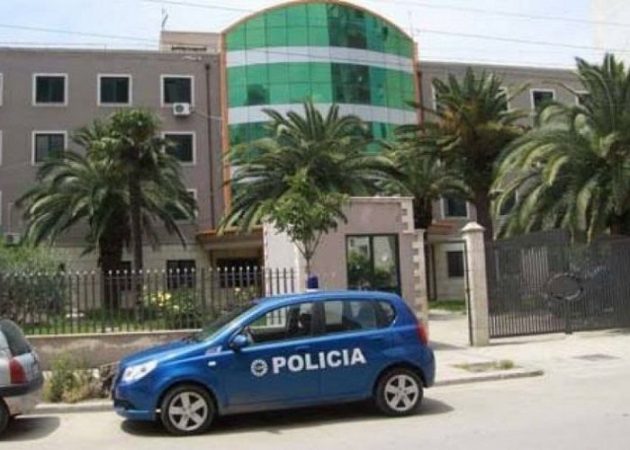 Durrës/ 20-vjeçari përplas me makinë të moshuarin këmbësor, policia jep detajet e para